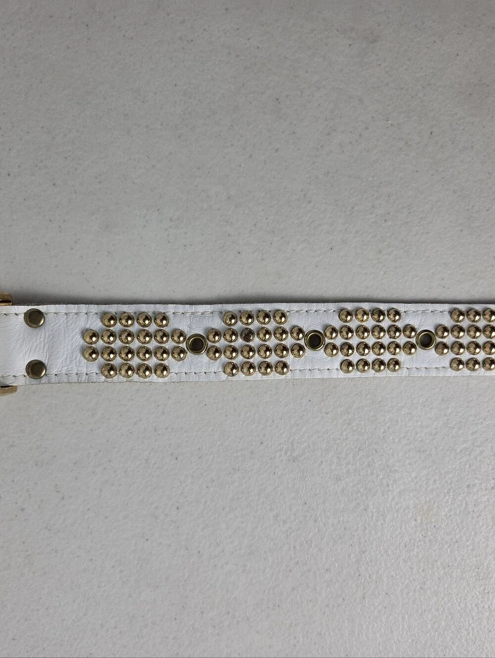 Sand Castle White Belt Studded Gold Buckle Vintage Womens